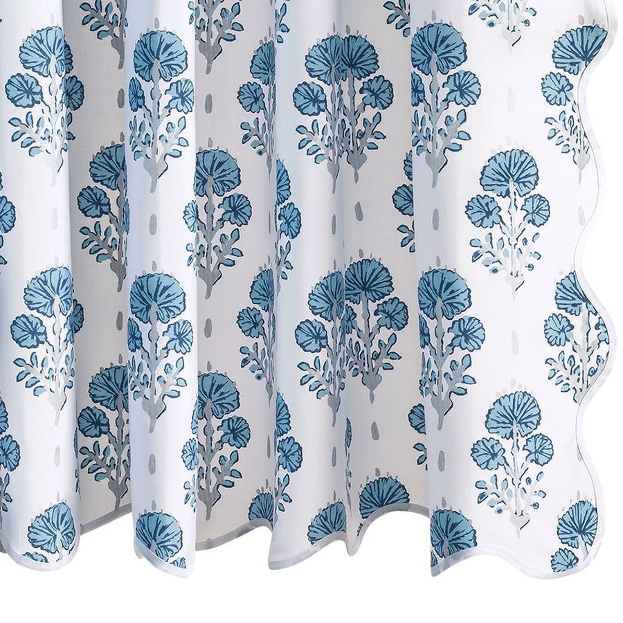 https://www.yvonne-estelles.com/cdn/shop/products/matoukjoplinshowercurtain_900x.jpg?v=1643227481