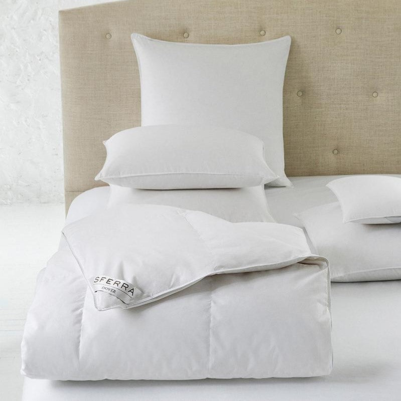 900 Fill Power Batiste Down Comforter (Full): White