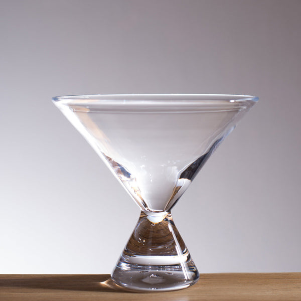 https://www.yvonne-estelles.com/cdn/shop/products/simon_pearce_westport_martini_1_600x.jpg?v=1569184177